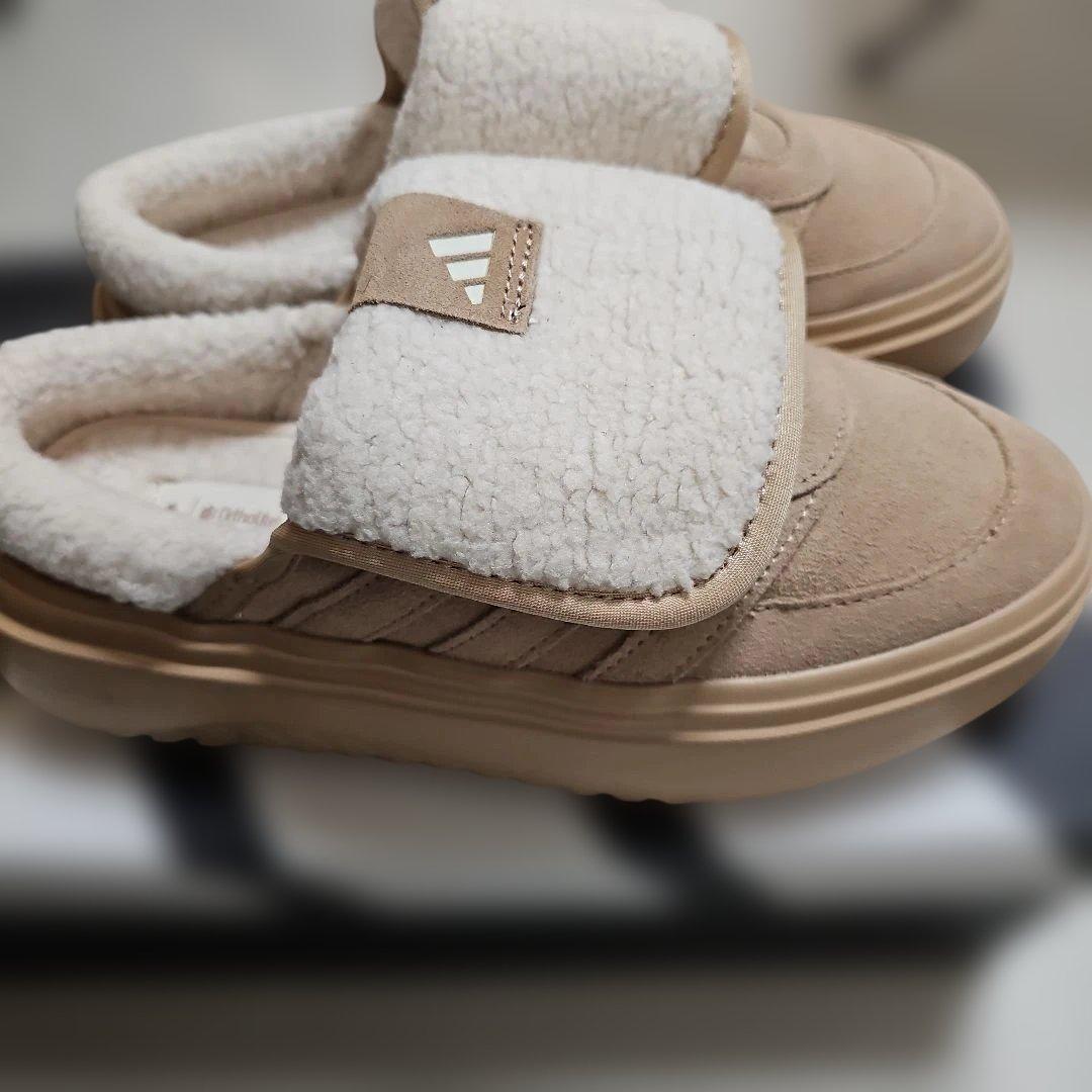 大人気★adidas★アディダス★23㎝★ボア付き★サンダル★ブラウン