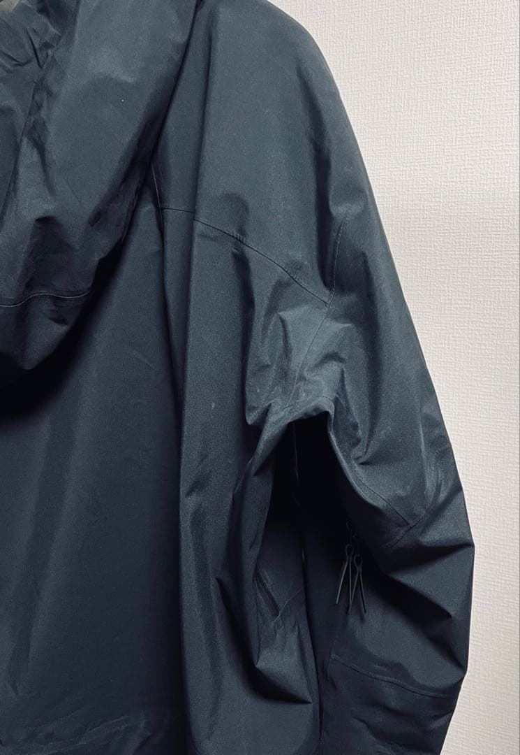 Peak Performance アルパイン GORE-TEX ジャケット 黒