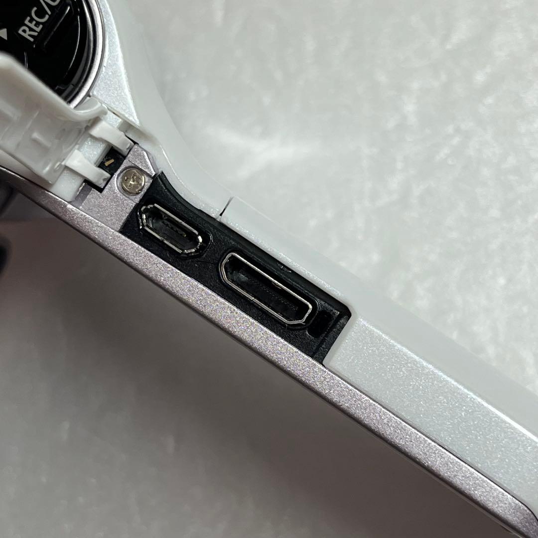 ☆極美品☆PanasonicデジタルムービーカメラHX-DC2(W)ホワイト