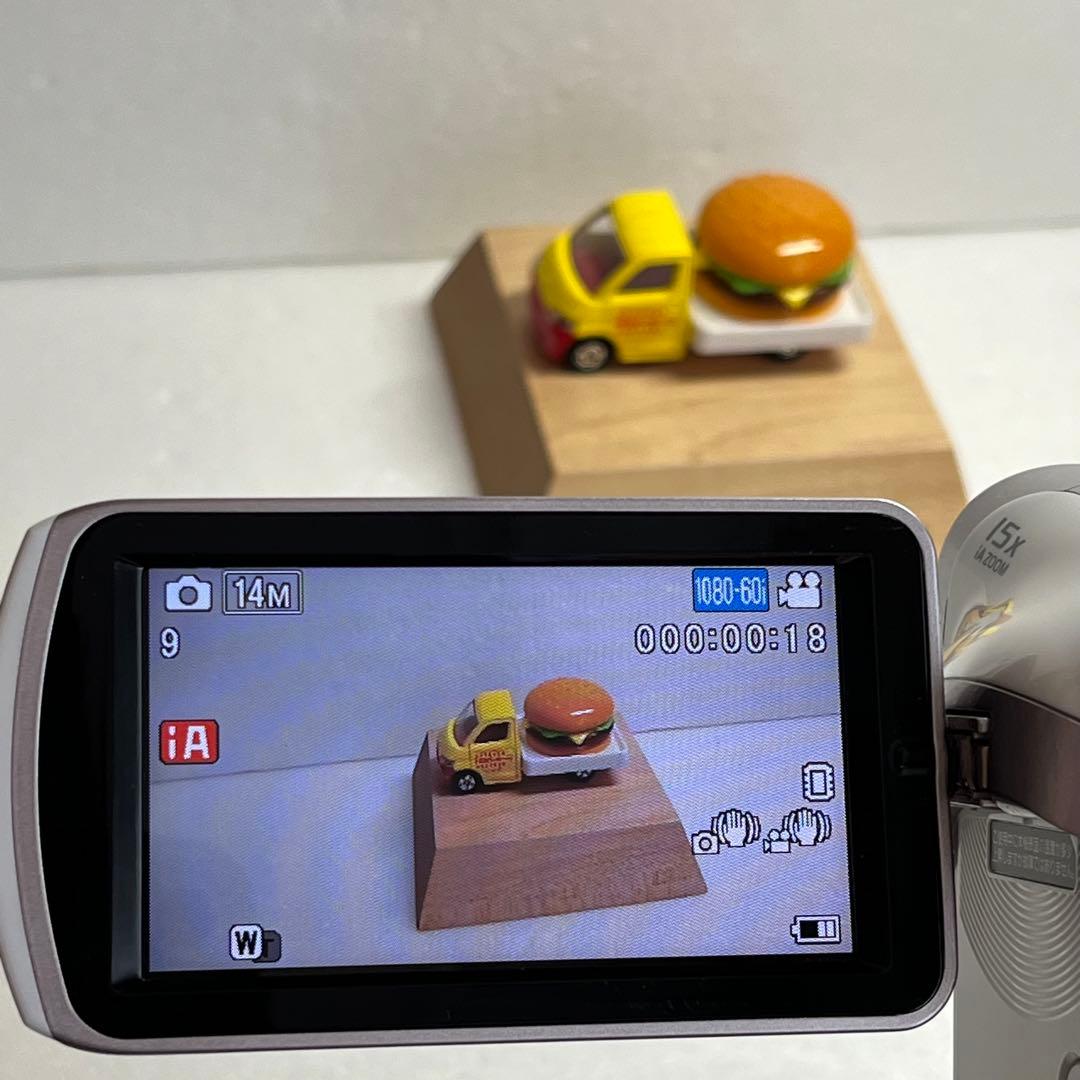 ☆極美品☆PanasonicデジタルムービーカメラHX-DC2(W)ホワイト