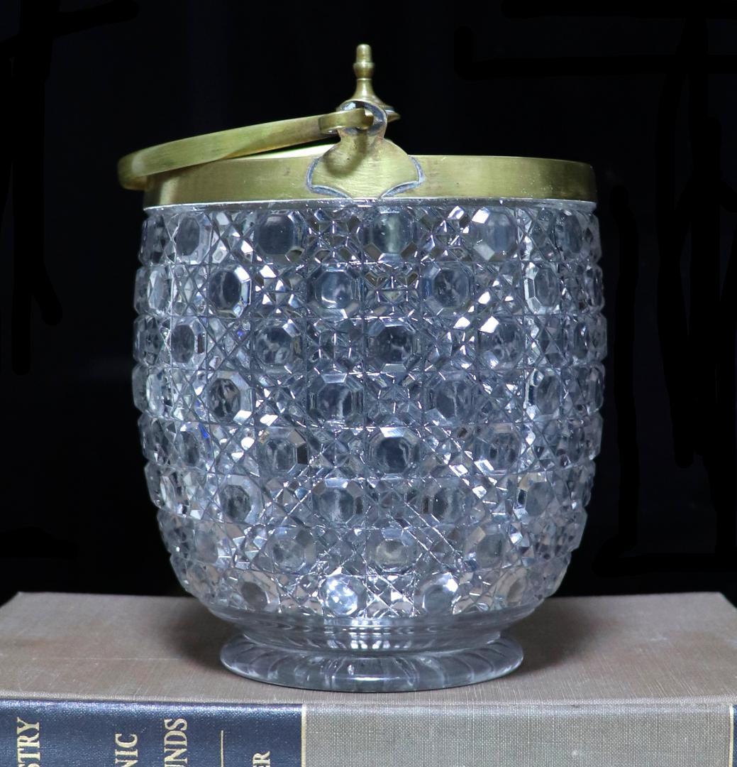 オールド・バカラ 1890年頃 ブロンズ装飾 切子 蓋付クリスタル器 ディアマン