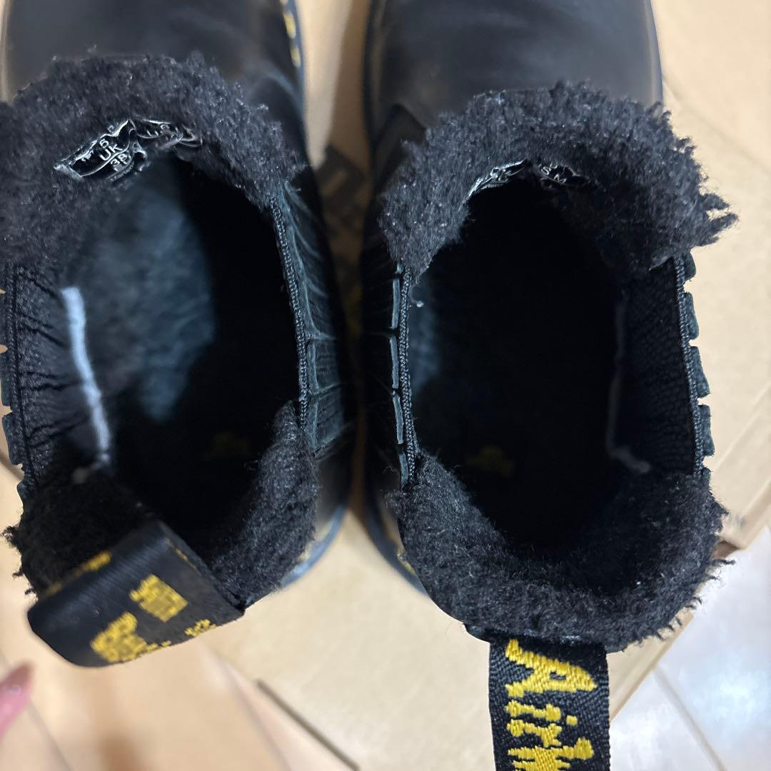 Dr.Martens 2976 チェルシーブーツ ウインターグリップ