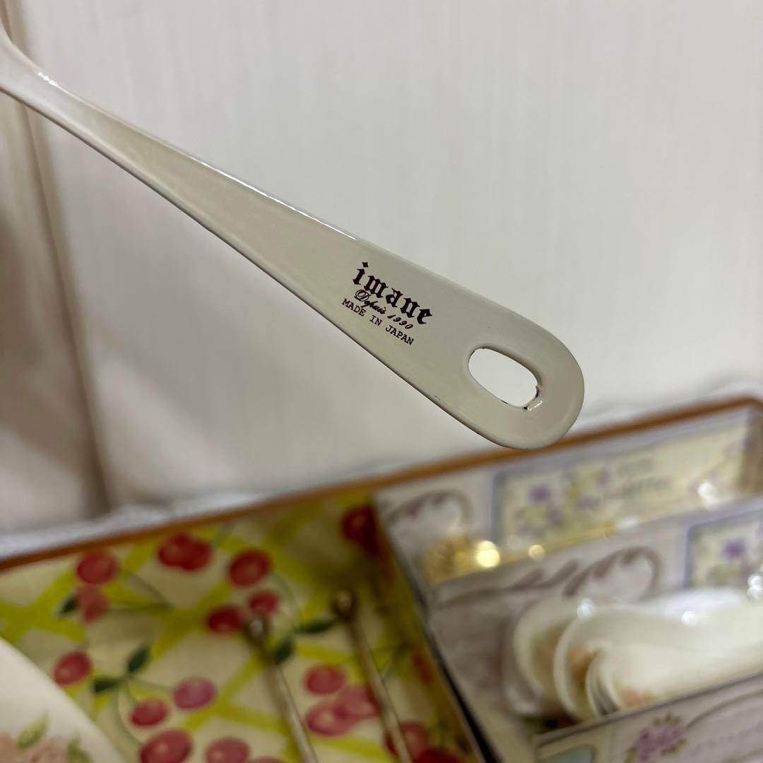 イマン　ダイアナローズ　カトラリーセット