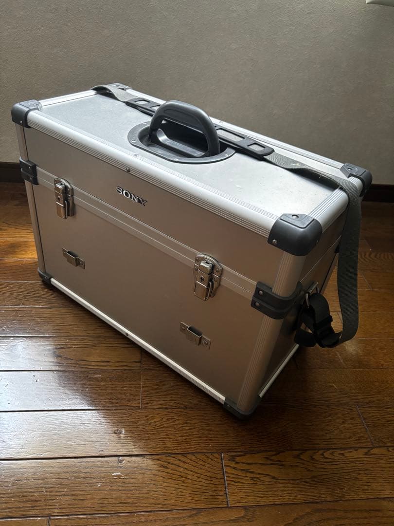 【美品】SONY FDR-AX1 ハンディーカム4K ワイコン、マイク、ケース付