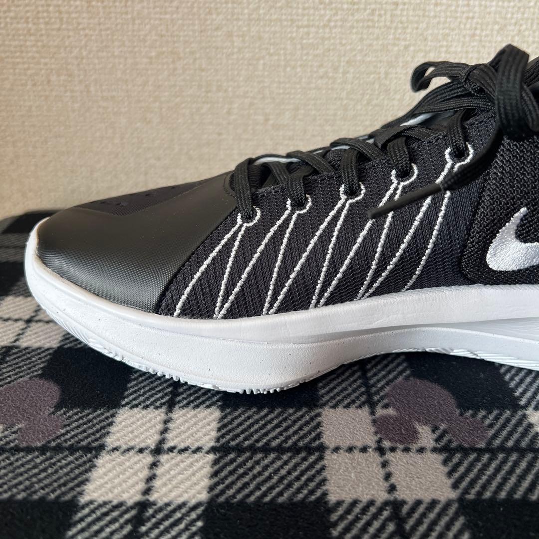 AIR ZOOM G.T.CUT ACADEMY2 EP ブラック/ホワイト