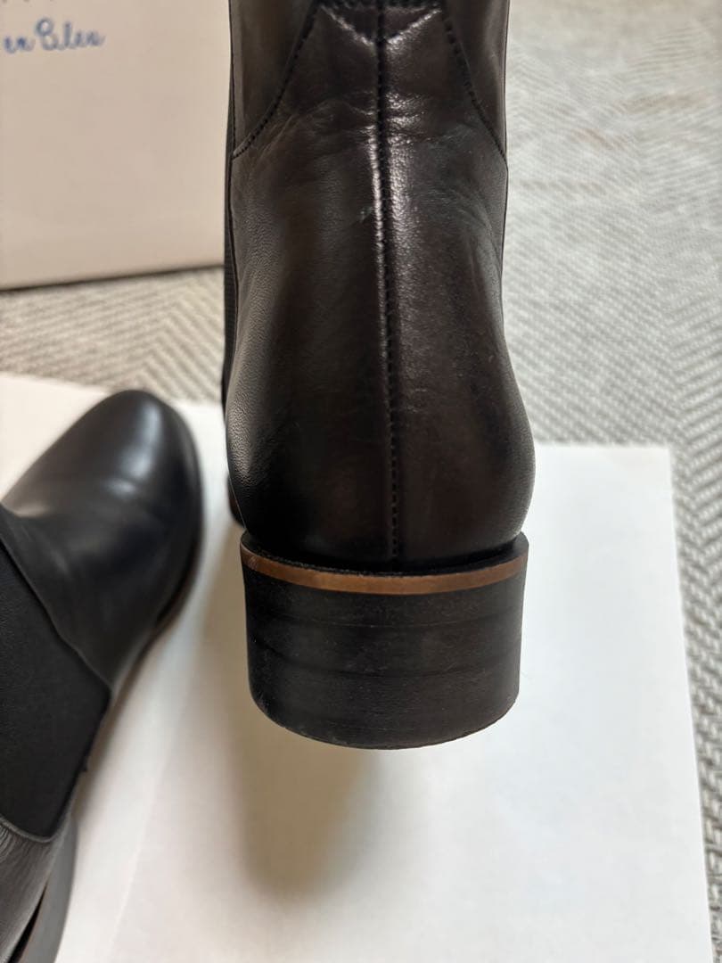 LANVIN en Bleu ブラック サイドゴアブーツ