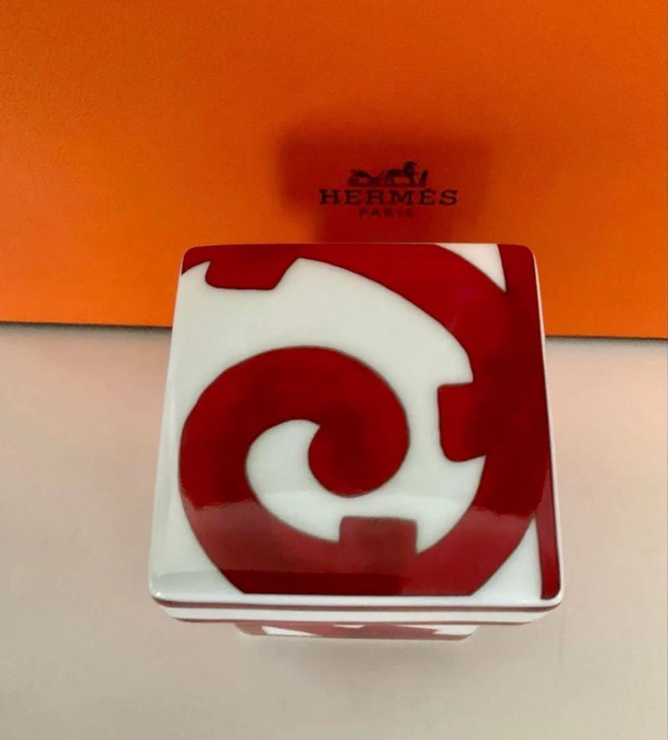 未使用品 エルメス スモールボックス 〈ガダルキヴィール〉