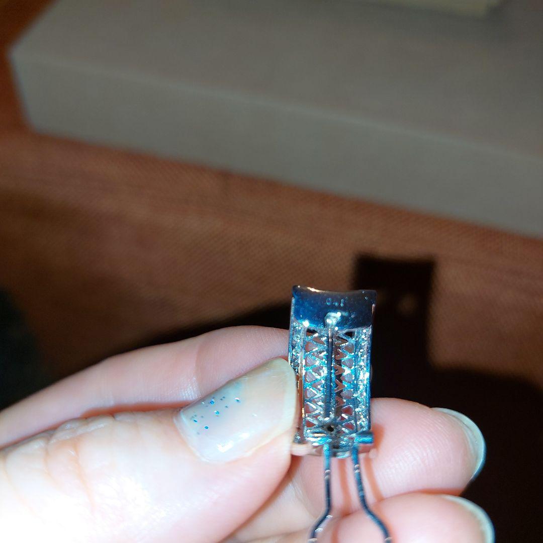 お値下げ依頼品足立宝石店k18wgダイヤブローチ0.84&イヤリング0.41