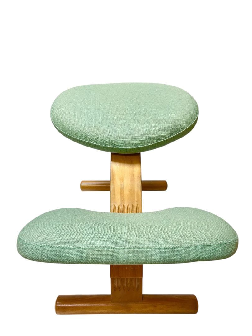 Rybo リボ社 バランスイージー チェア 姿勢矯正椅子　ライトブルー