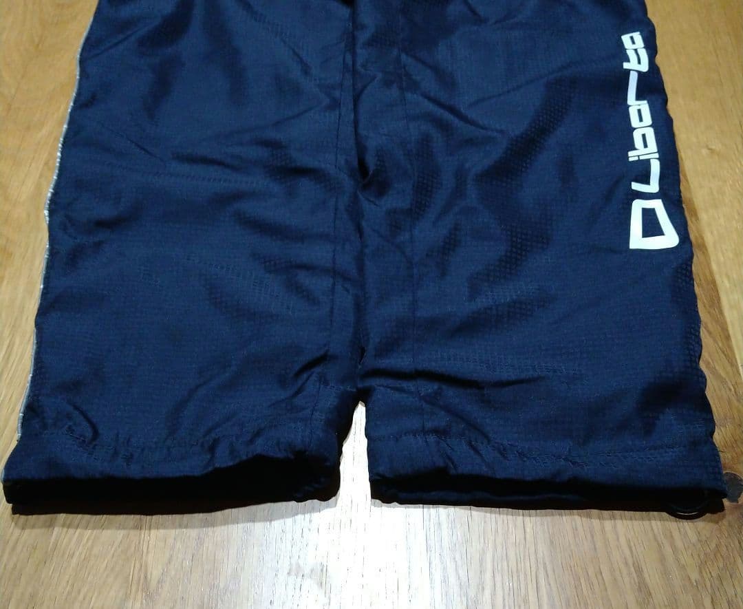 Liberta ウインドブレーカー 140サイズ 上下セット