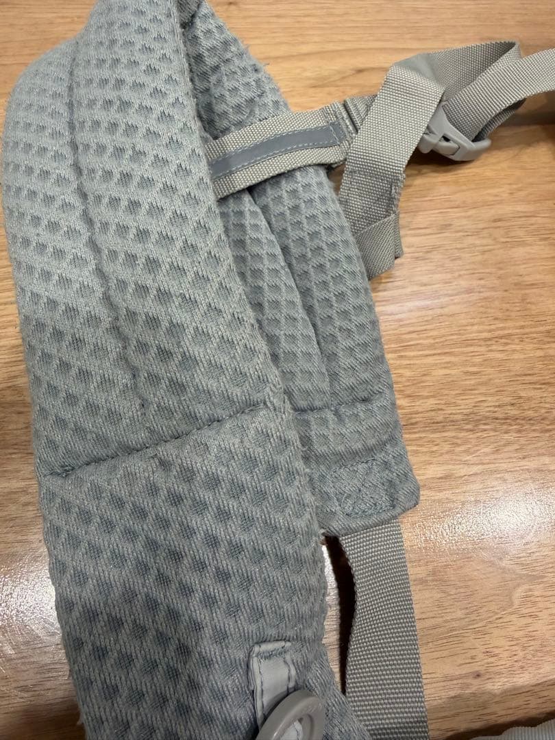 エルゴベビー OMNI Breeze 抱っこ紐 グレー