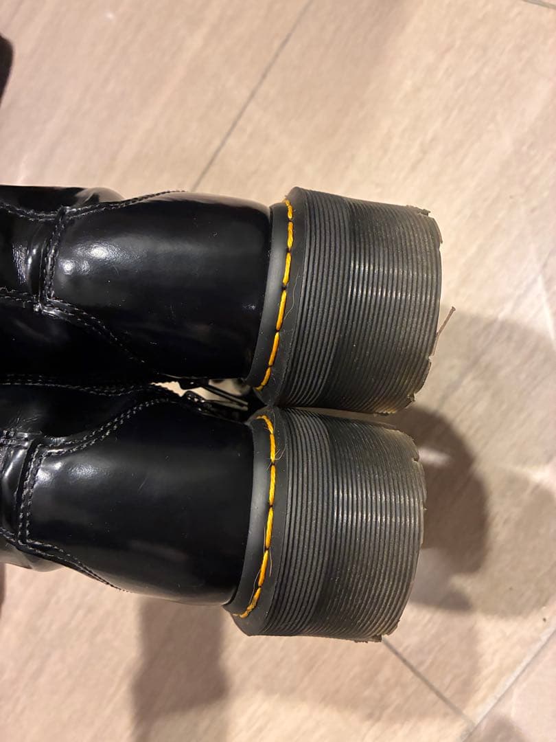 Dr.Martens JADON HI ブラック 10ホール