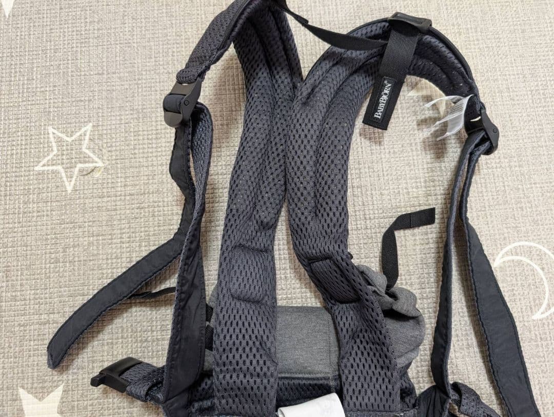 ぴ*ん様 ベビービョルン　ハーモニー　アンスラサイト