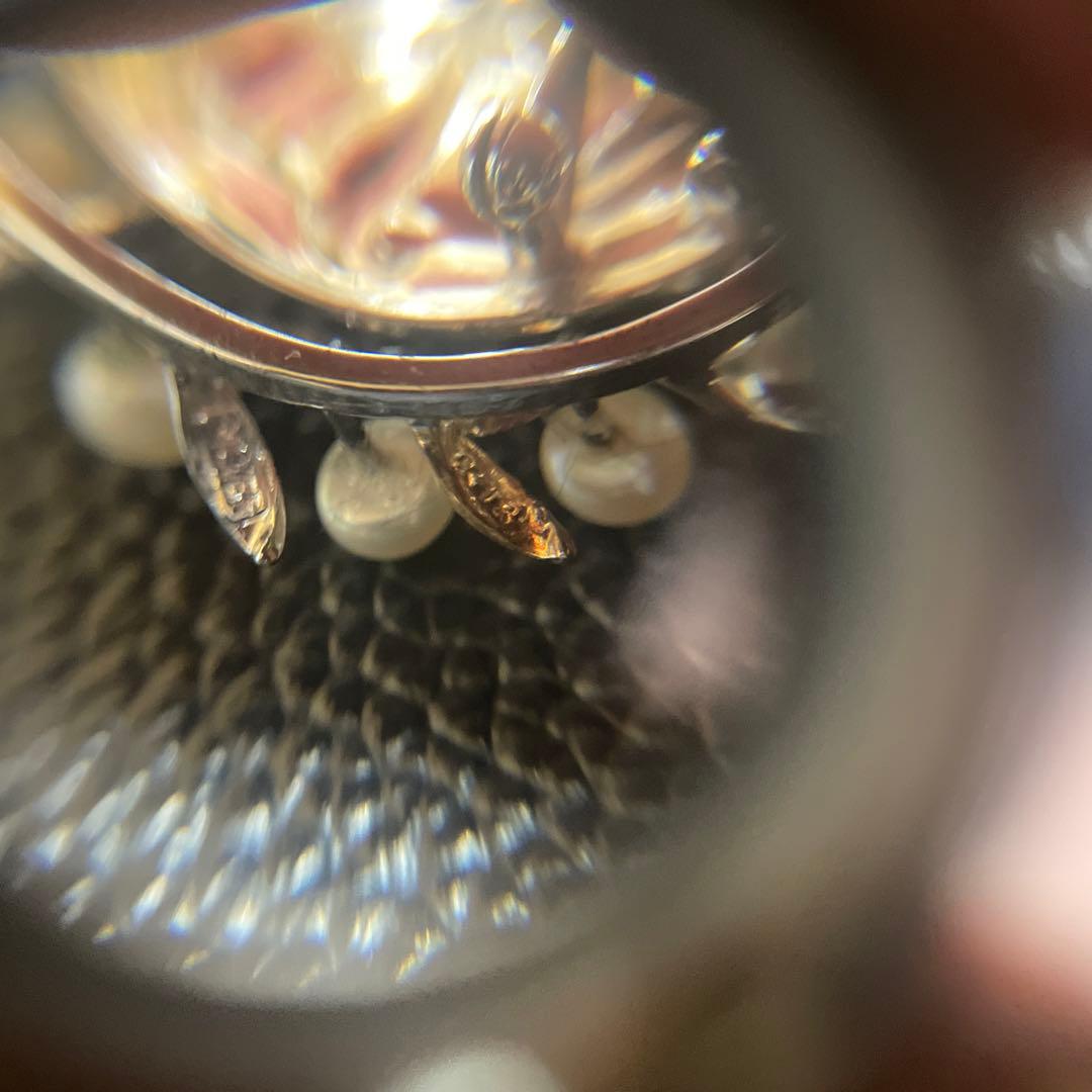 パール ブローチ