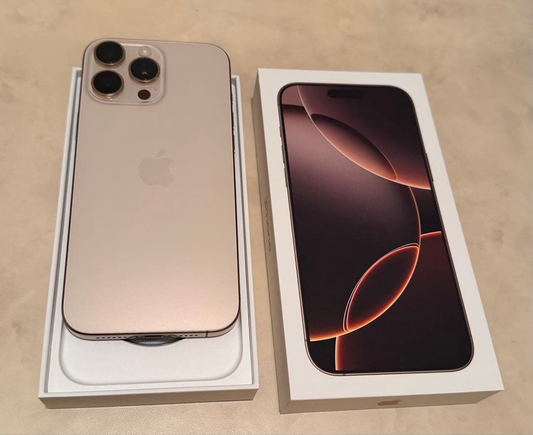 美品Apple iPhone 16Pro Max 512GB デザートチタニウム