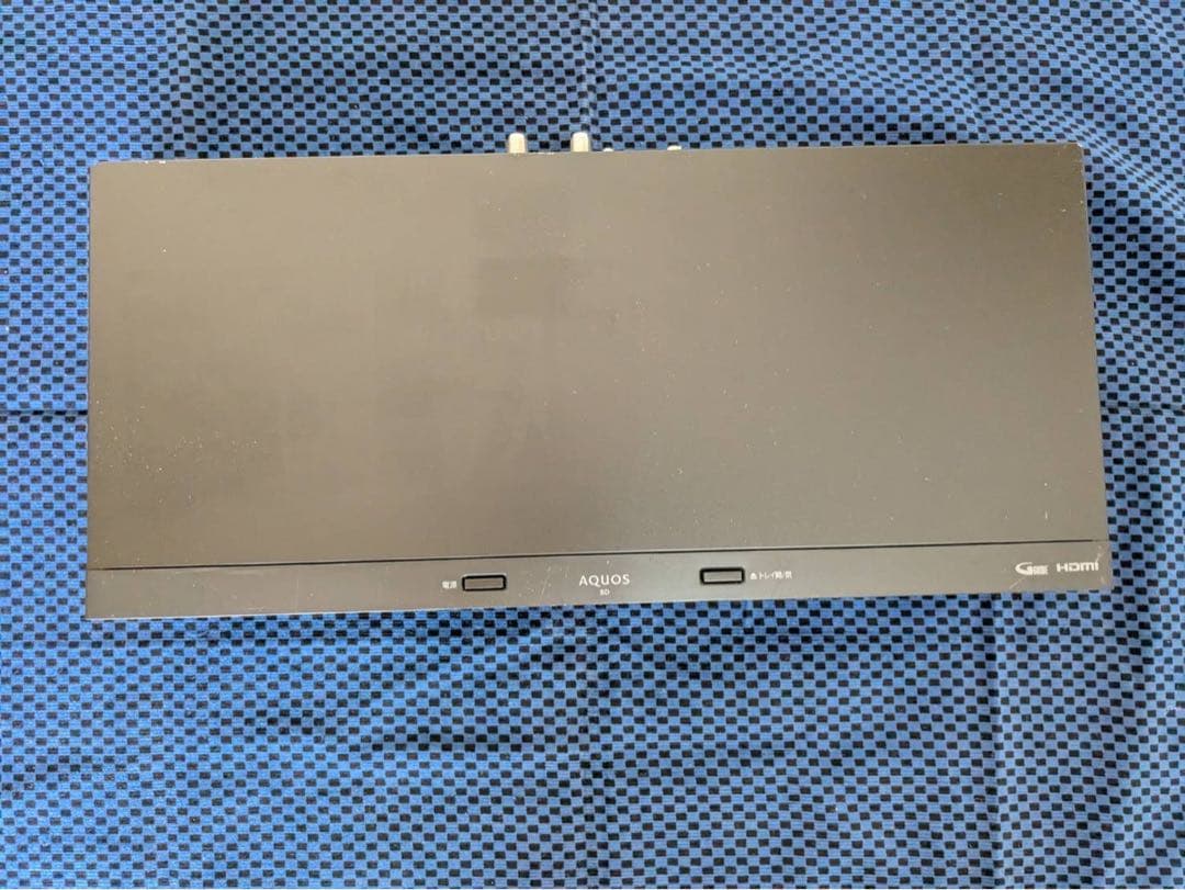 ブルーレイレコーダー 黒 リモコン付き