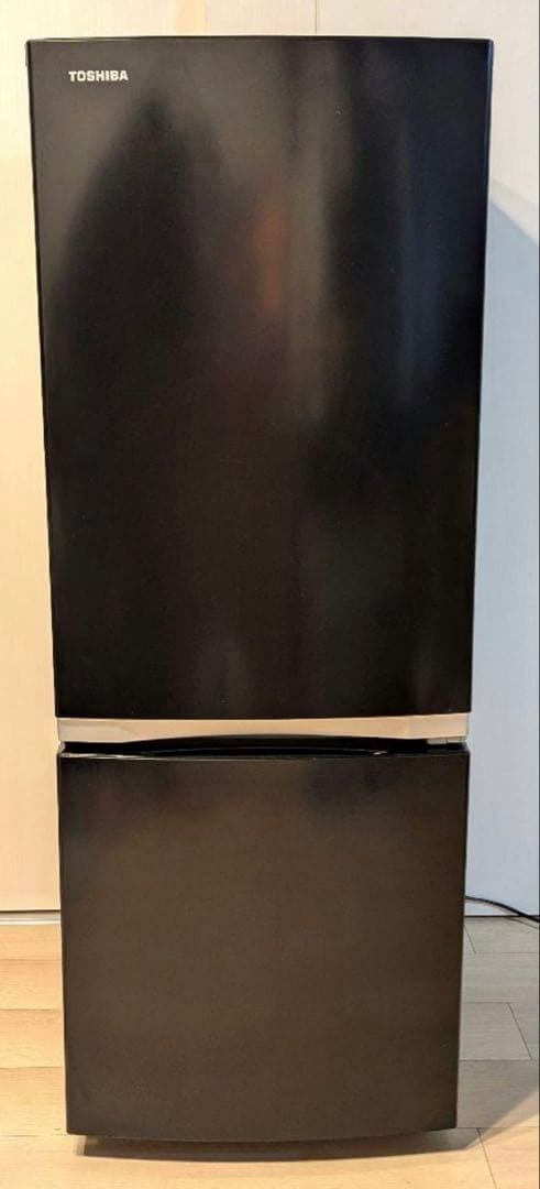 東芝 GR-R15BS-K 2ドア冷凍冷蔵庫 (153L・右開き) ブラック