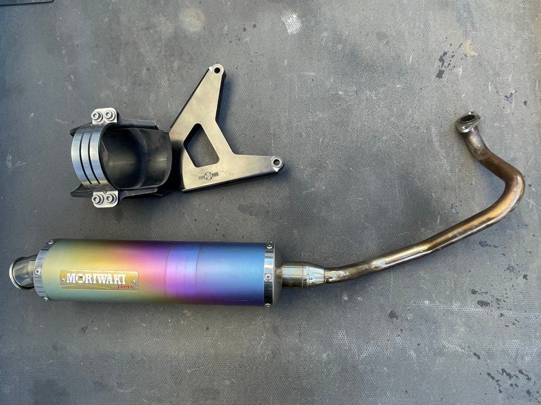 モリワキ　ゼロ　リード125 JF45 フルエキゾースト マフラー　中古品