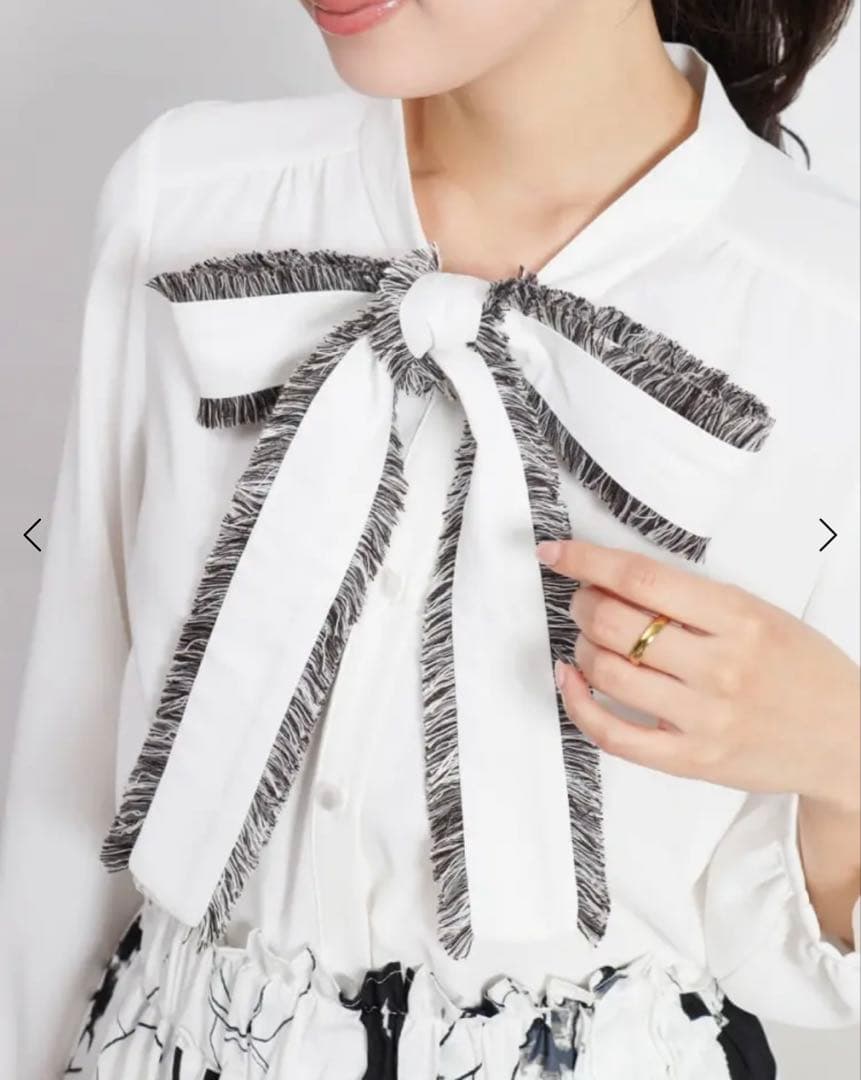 今期【新品タグ付き】YAMADAYA FENNELフリンジリボンブラウス