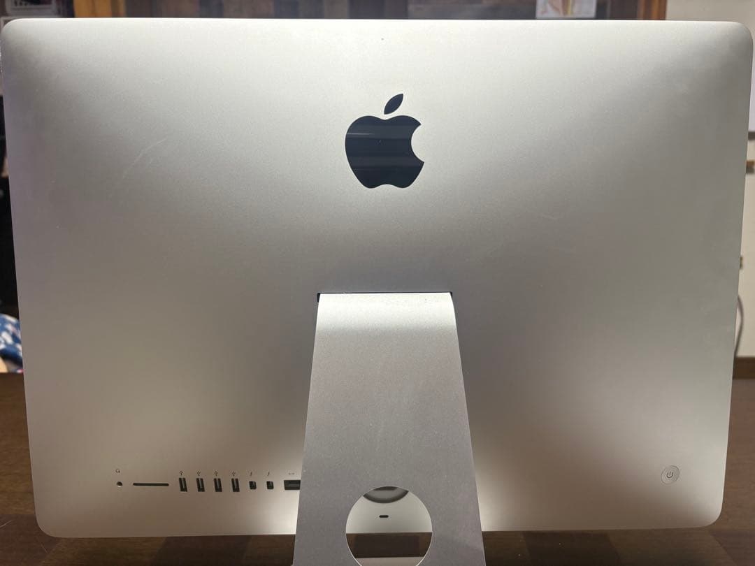 iMac (21.5-inch, Late 2015) 1TB【初期化済み】