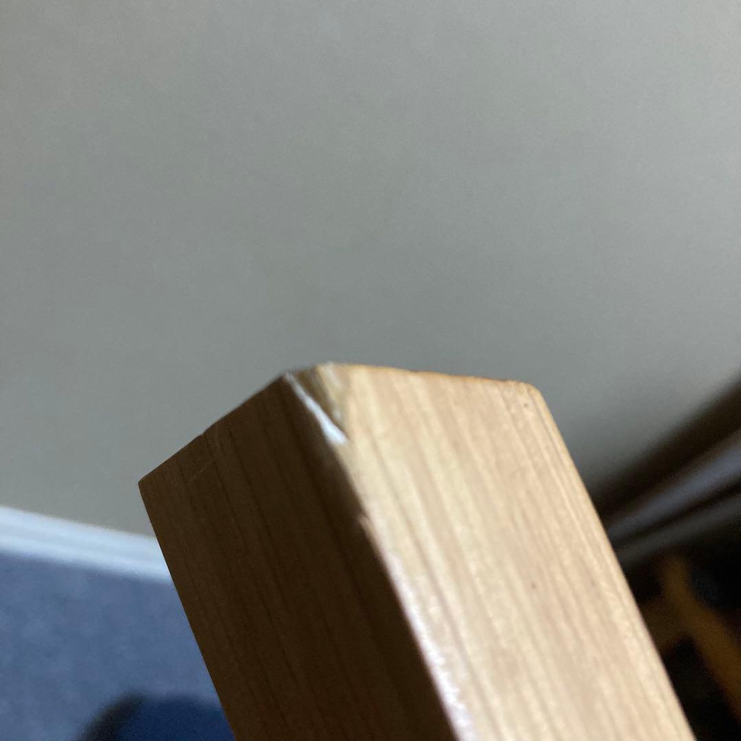 無印良品　リビングでもダイニングでもつかえるソファチェア　右