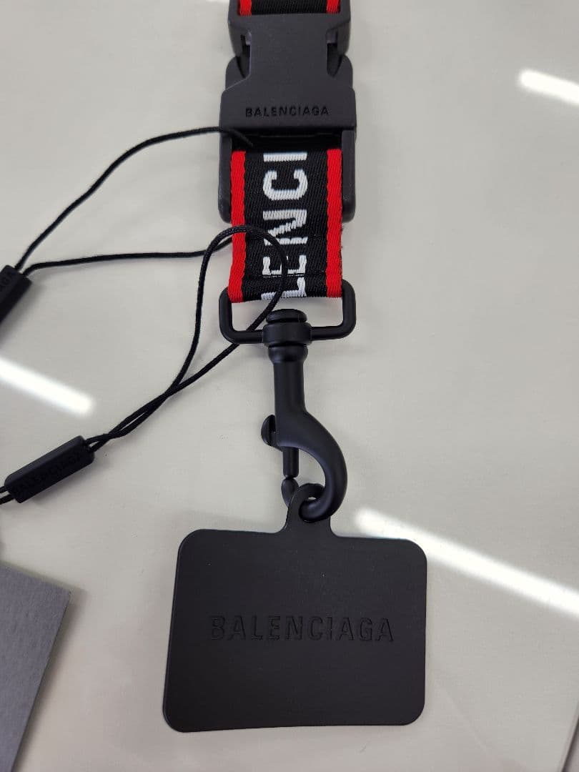 BALENCIAGA　スマホストラップ　ネックストラップ
