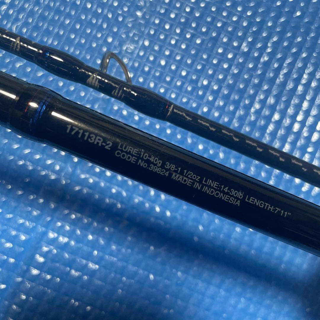 SHIMANO　シマノ 　スコーピオン　 17113R-2