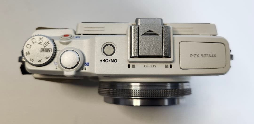 デジタルカメラ OLYMPUS STYLLUS XZ-2