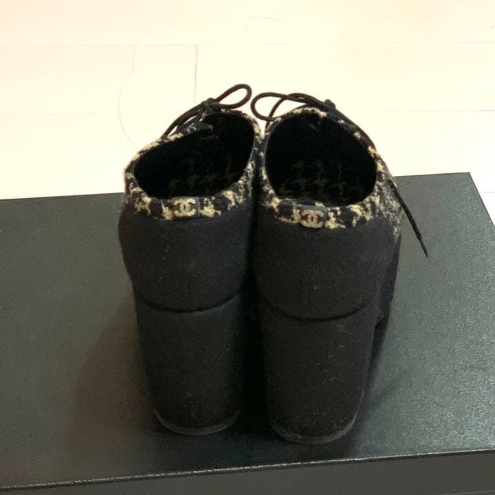 CHANELシャネルの厚底シューズ　スニーカー23.5㎝