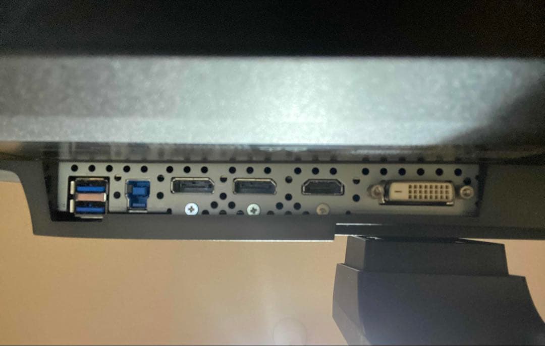 【送料無料】EIZO　FlexScan 　EV2760／27インチ