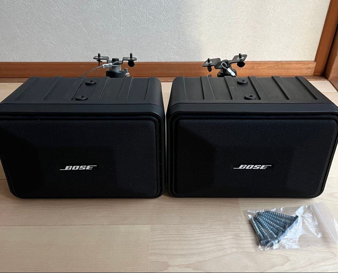 BOSE【MODEL 101MM】1ペアスピーカーブラケット付き