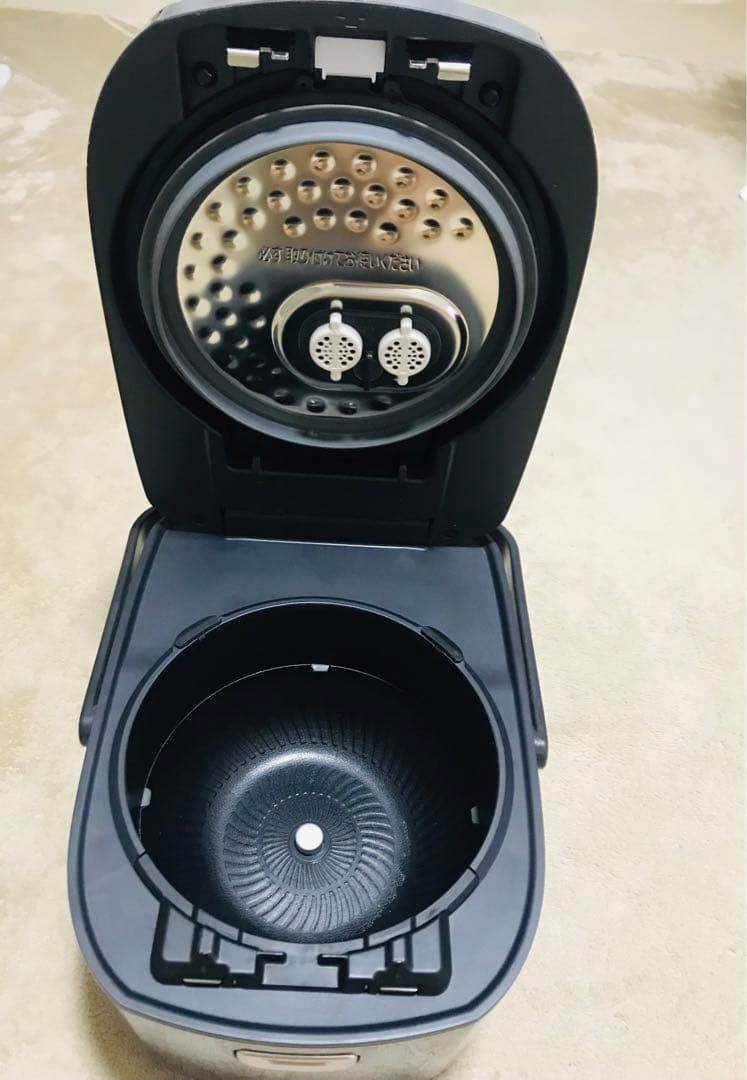 アイリスオーヤマ 炊飯器 圧力IH 5.5合 50銘柄炊き分け機能 極厚火釜