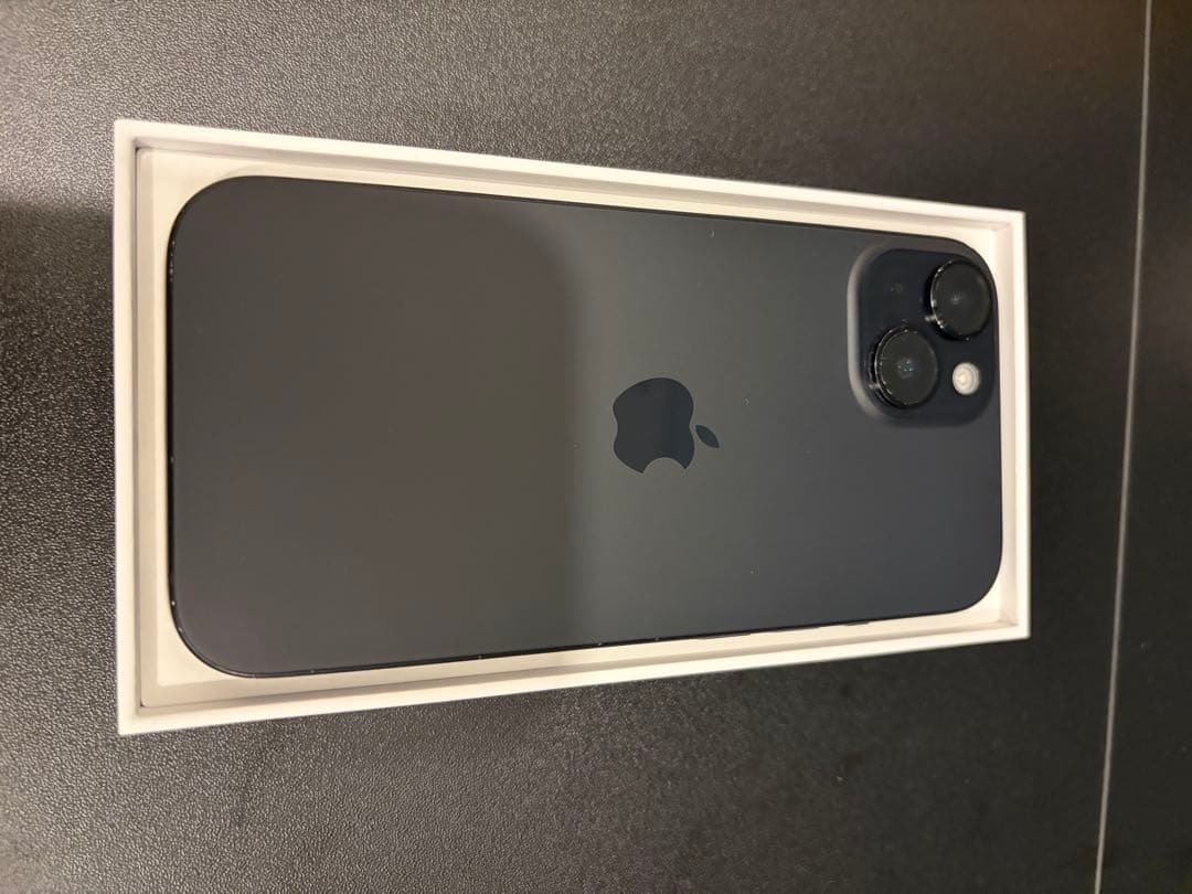中古　Apple iPhone 15 ブラック 本体