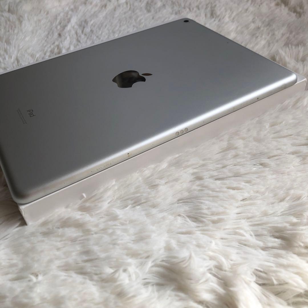 【年始割】iPad 第9世代 256GB 【すぐ発送】