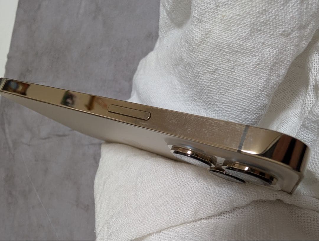 Apple iPhone 13 Pro ゴールド 256gb MLUQ3JJA