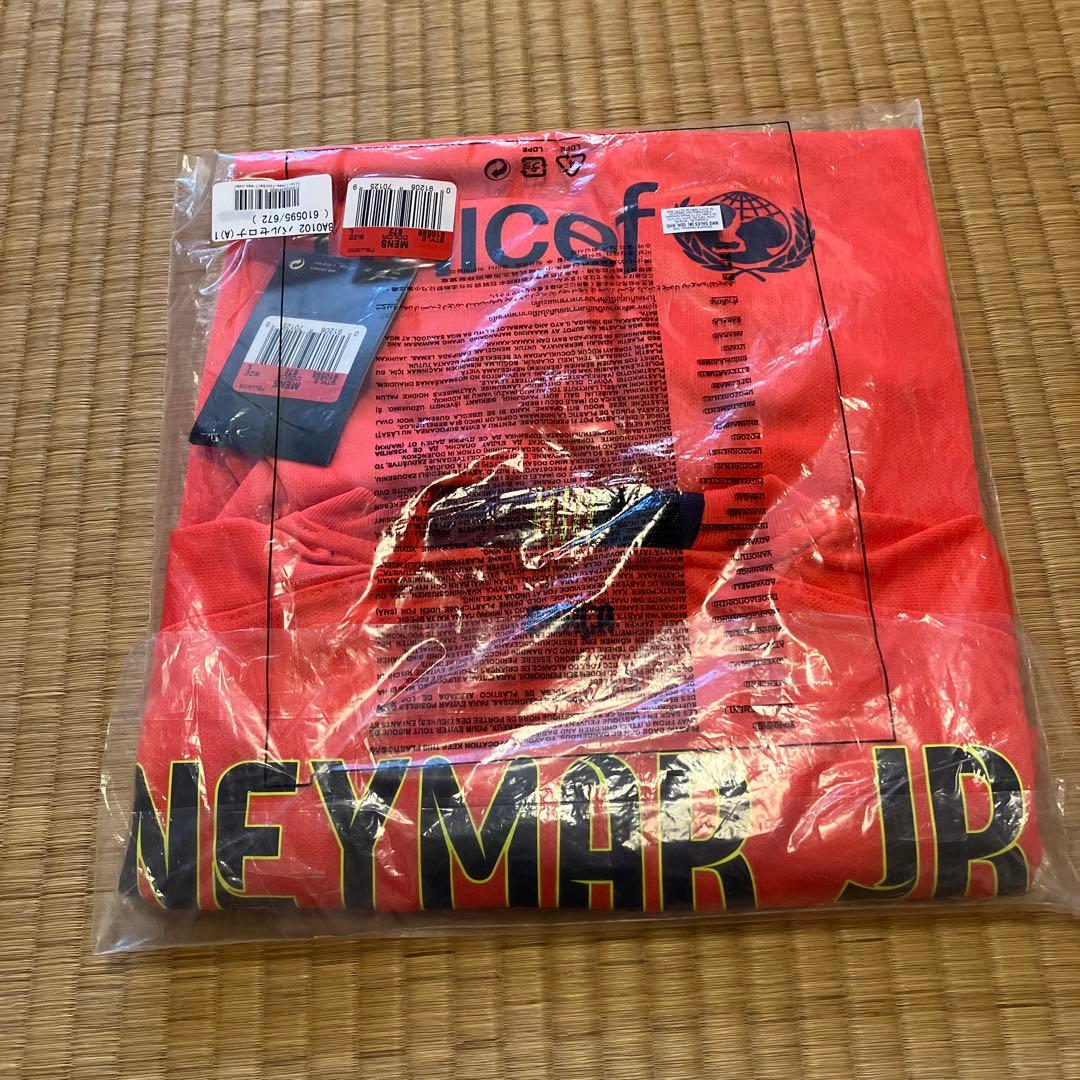 バルセロナ　ネイマール　ユニフォーム