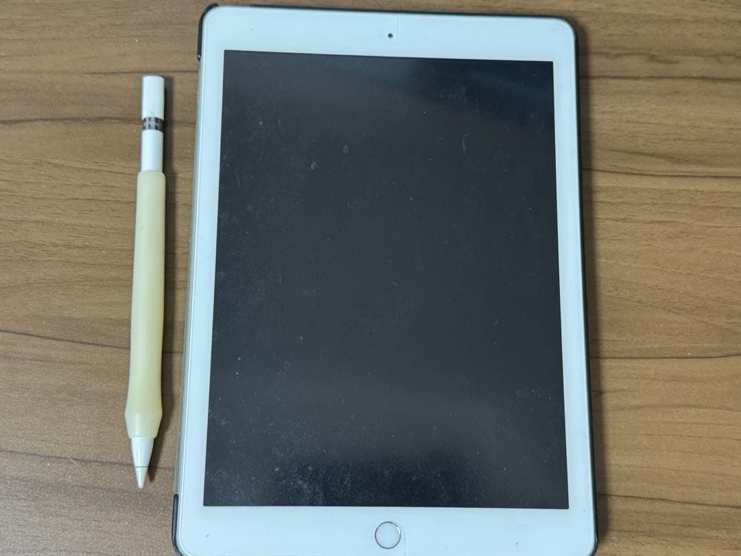 iPad 第6世代 32GB シルバー apple pencil 第1世代