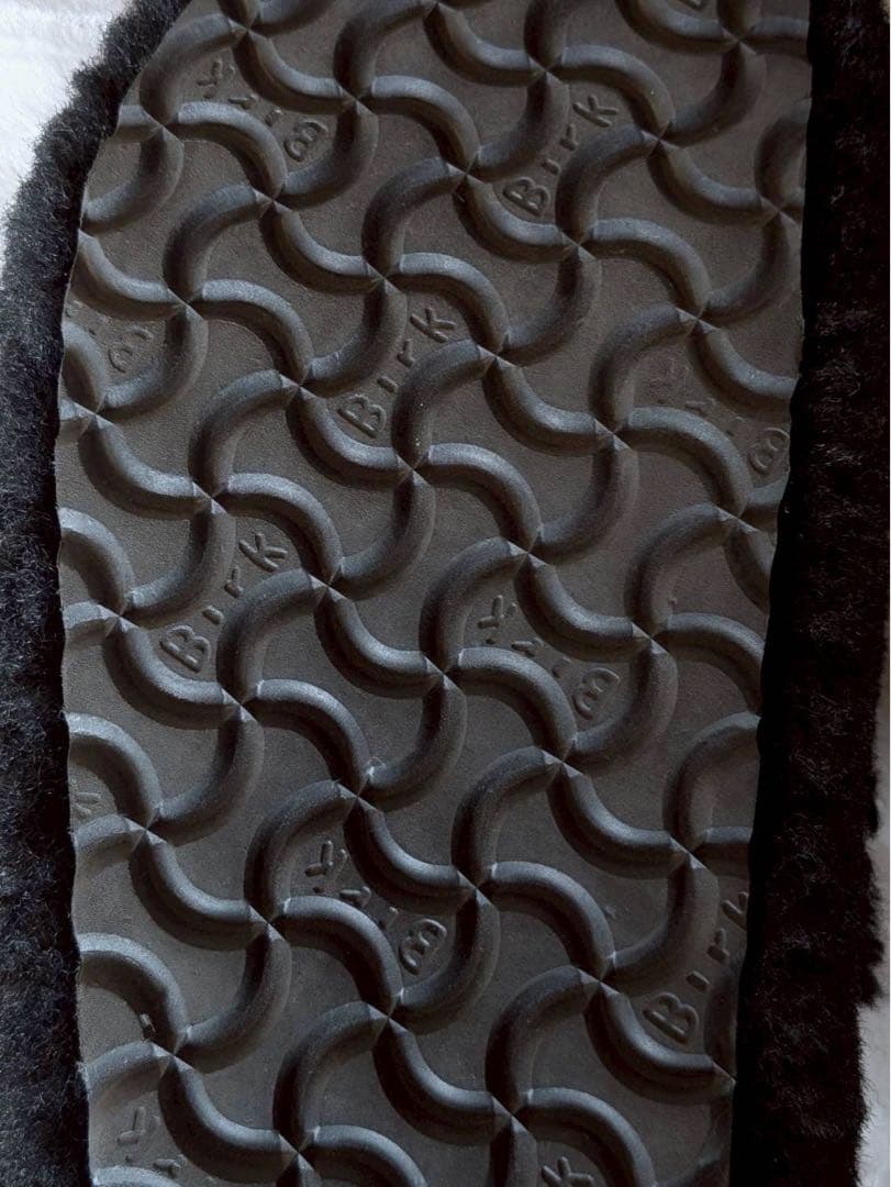 未使用品　定価31,900円 ボストン ビッグバックル テディー 黒 37