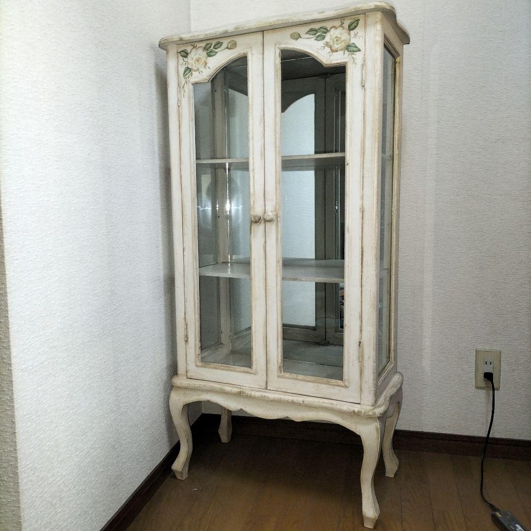 キャビネット　アンティーク風　ヴィンテージ　戸棚　チェスト トールペイント