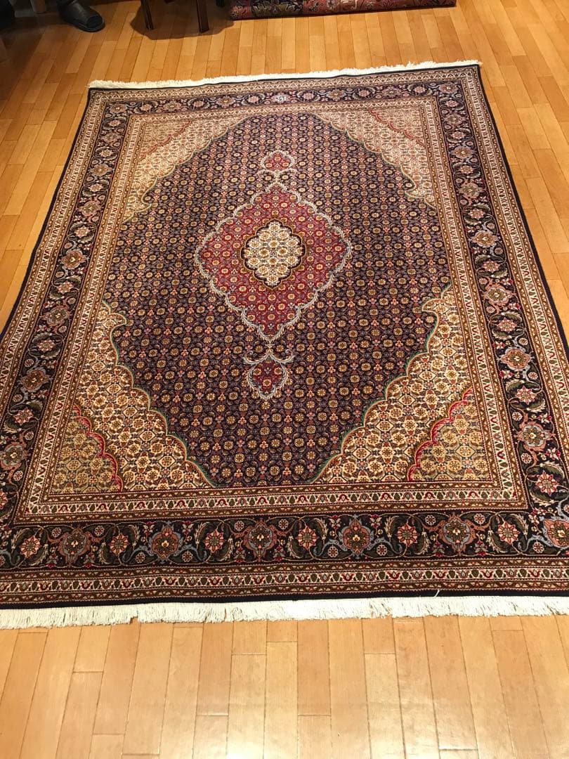 専用！ペルシャ絨毯　タブリーズ　ウールとシルク　ラグ マヒ柄