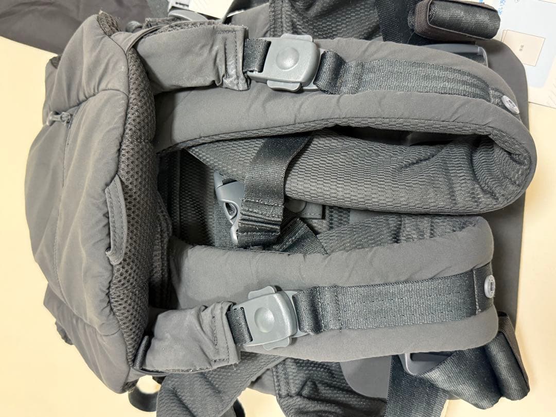 【yupi 】ベビーキャリアオン ユナイテッドアローズ グリーンレーベル