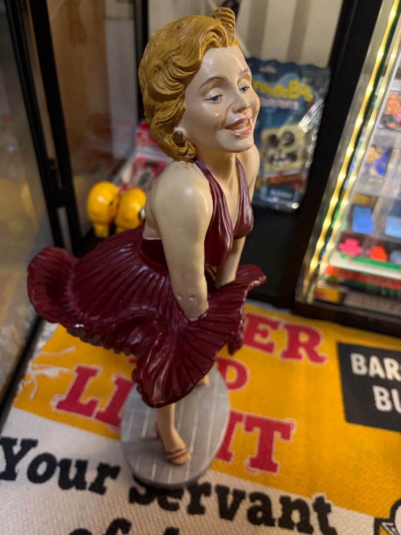 マリリン・モンロー アメトイ 置物 フィギュア 約50cm 陶器製？？