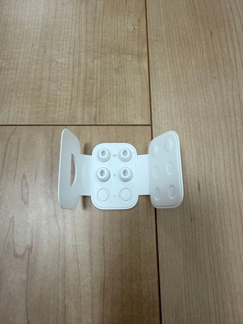 AirPods Pro 2 エアポッズプロ2 純正　正規品　本物　付属品あり