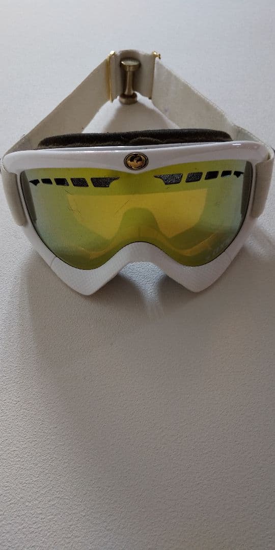 29 値下げ‼️ONEILLスキーウェア上下ベルトの3点セット ゴーグルオマケ✨