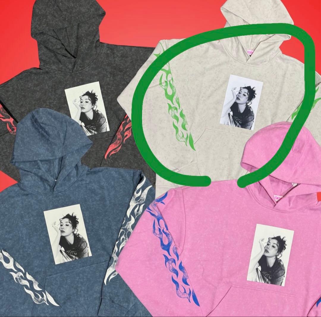 RE. 加工フーディー　ホワイト