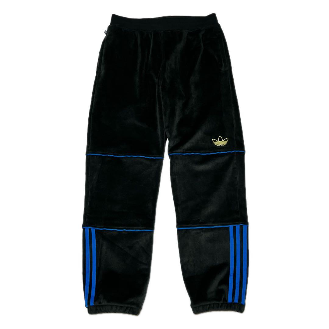 adidas タイショーンTYSHAWN ベロアジャージセットアップ ブラック