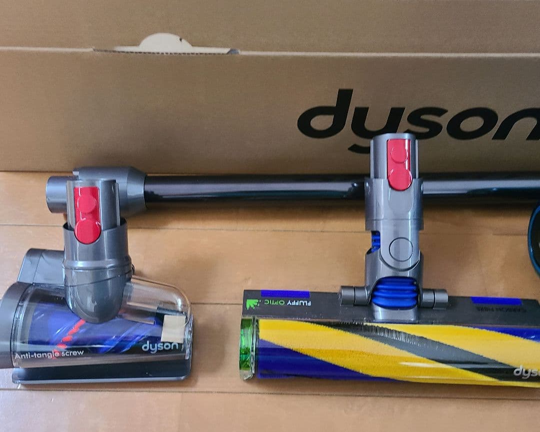 ダイソン v12 delect slim fluffy sv46ff