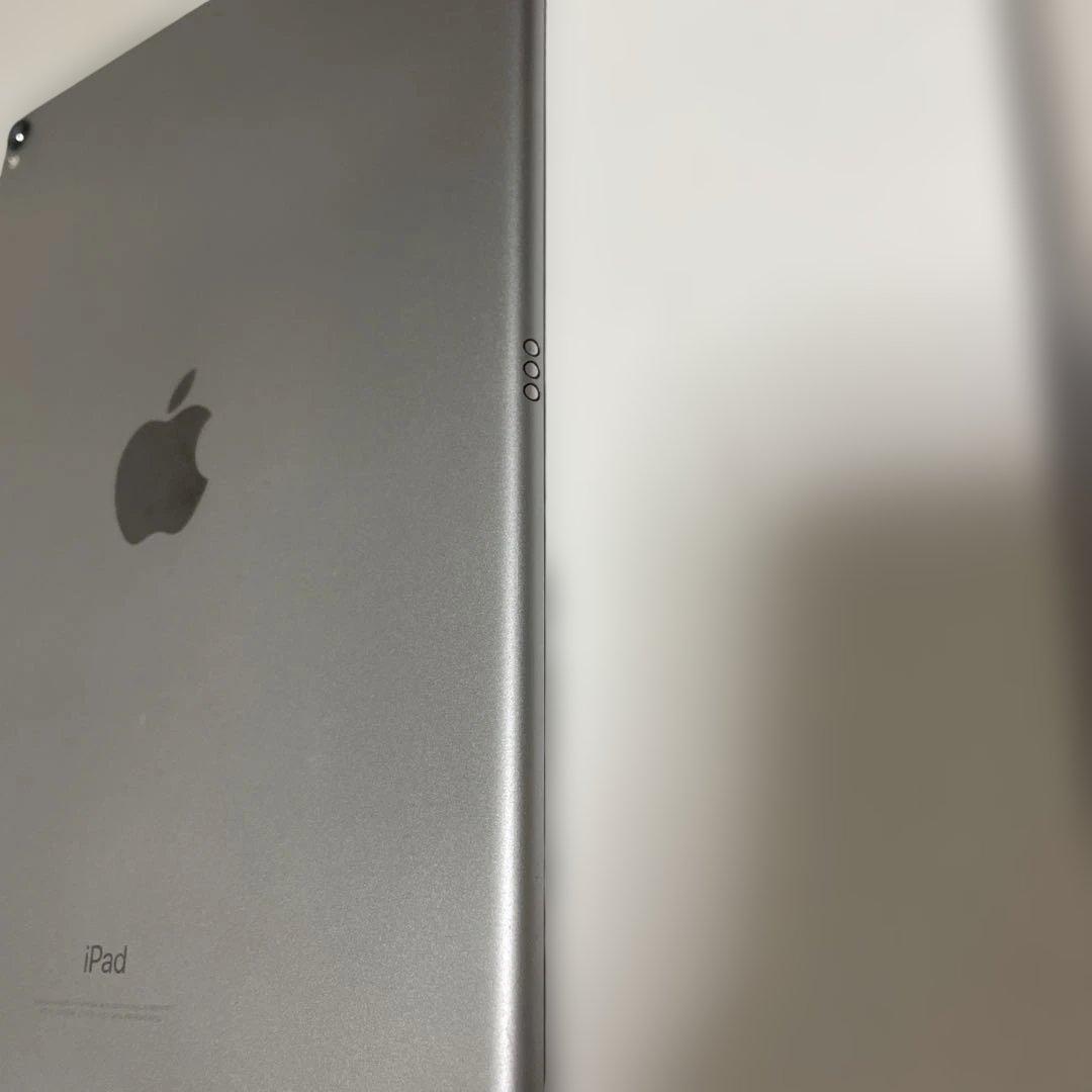 こ*ち様 Apple iPad Pro (10.5インチ) 256GB