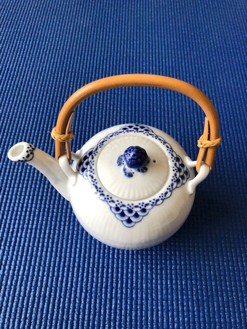 【未使用・箱付き】ロイヤルコペンハーゲン プリンセス 急須と湯呑みセット