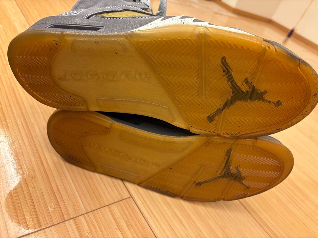 未使用　エアジョーダン 5 レトロ　グレー　 サイズ28cm